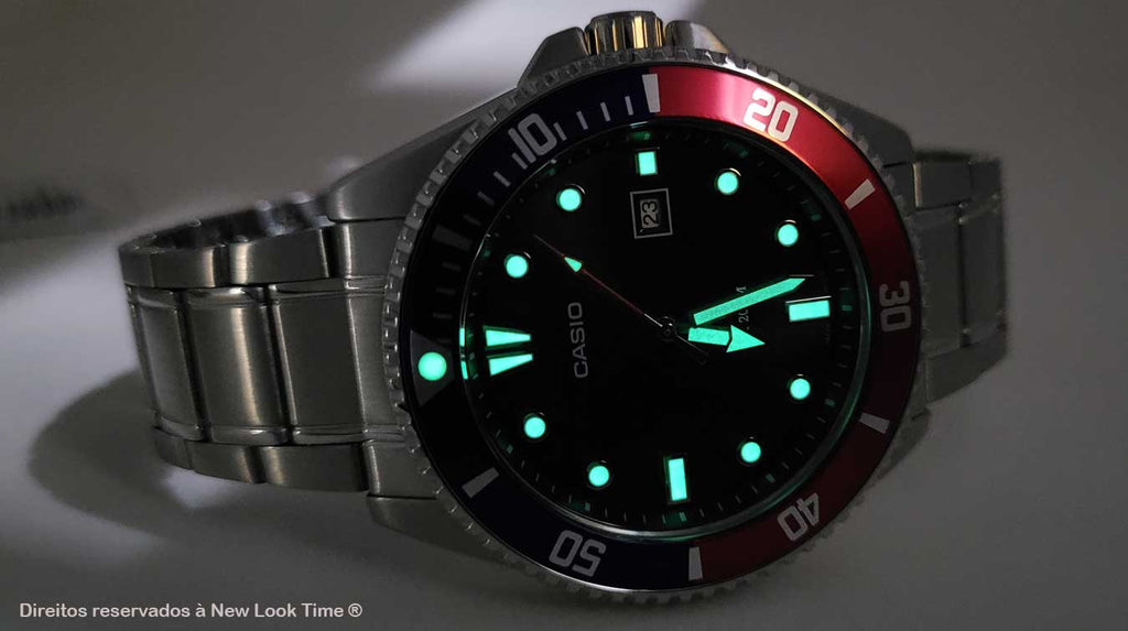 Relógio CASIO Masculino Duro MDV-107D-1A3VDF *200m