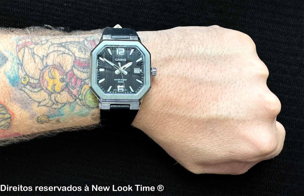 Relógio CASIO Collection MTP-B195L-1AVDF