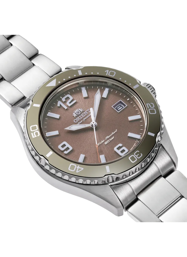 Relógio ORIENT Mako 40 Diver Solar RA-WJ0004Y10B