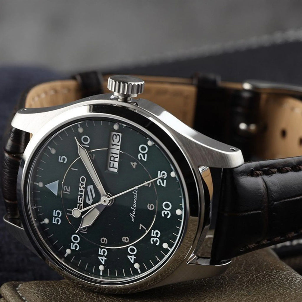 Relógio SEIKO Automático 5 Sports Field SRPJ89B1