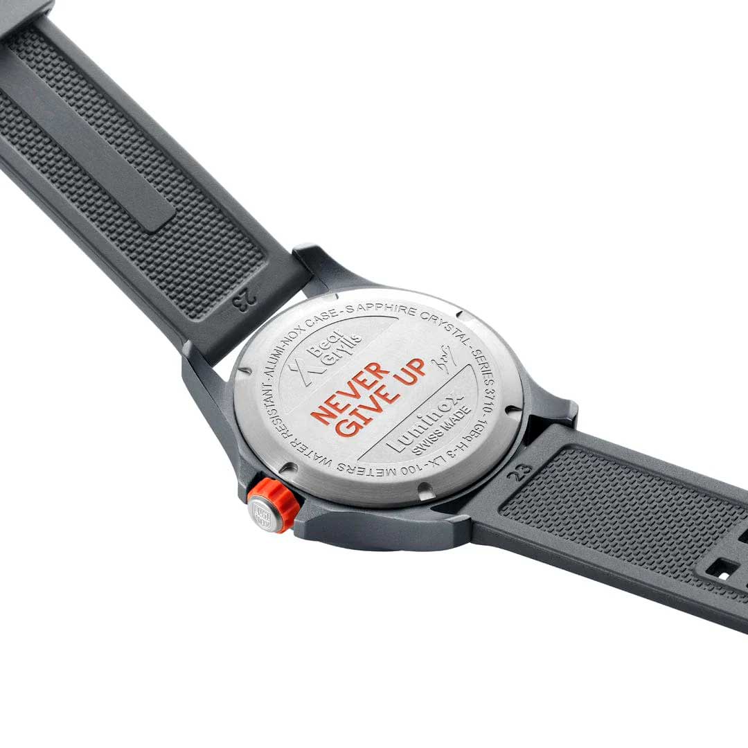 Relógio Luminox Bear Grylls Survival Land Series XB.3716 *43mm *Safira *Swiss Made