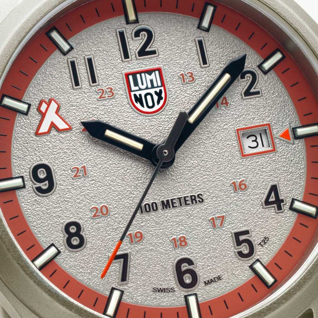Relógio Luminox Bear Grylls Survival Land Series XB.3717 *43mm *Safira *Swiss Made