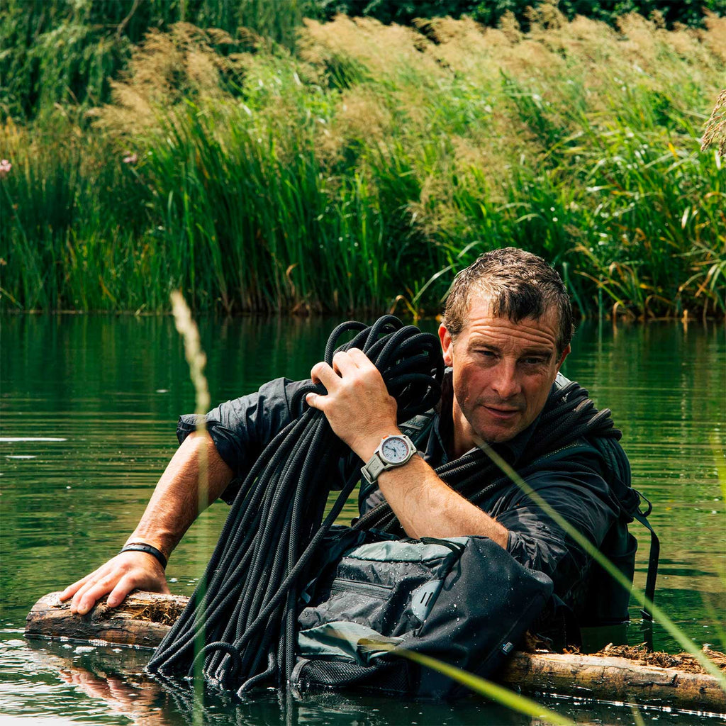Relógio Luminox Bear Grylls Survival Land Series XB.3717 *43mm *Safira *Swiss Made