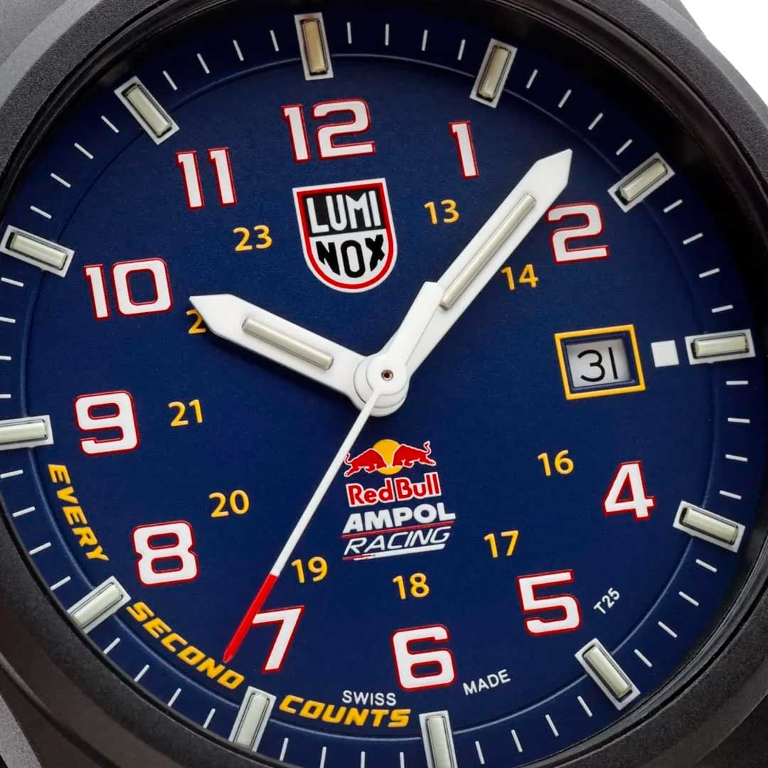 RELÓGIO LUMINOX ATACAMA FIELD RED BULL AMPOL XL.1970.ARB.N