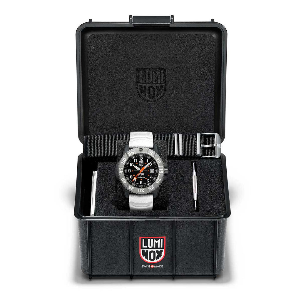 RELÓGIO LUMINOX MIL-SPEC 3359 KIT PULSEIRA NATO PRETA *46MM *Safira *Swiss Made