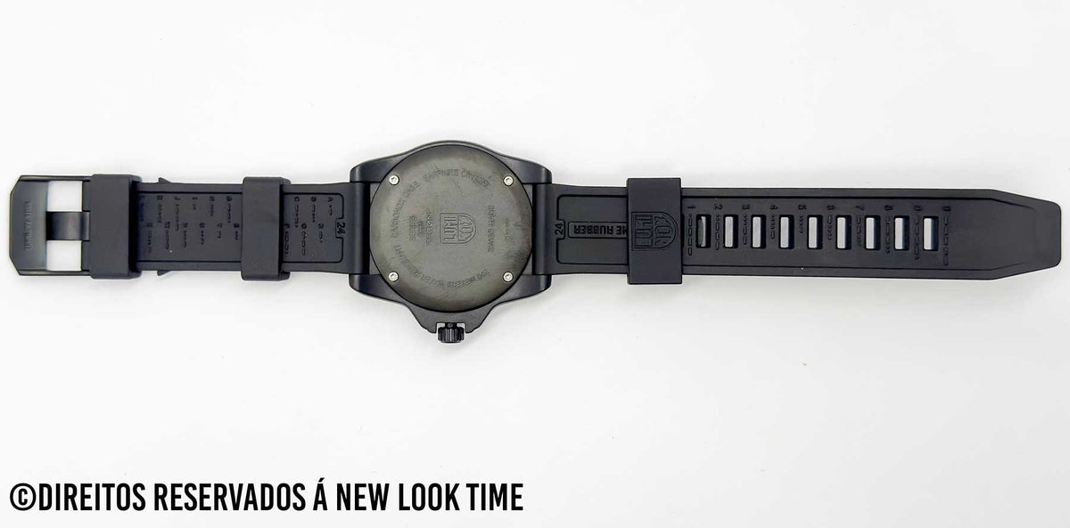 RELÓGIO LUMINOX RECON NAV SPEC XL.8833 46mm *Safira *Swiss Made