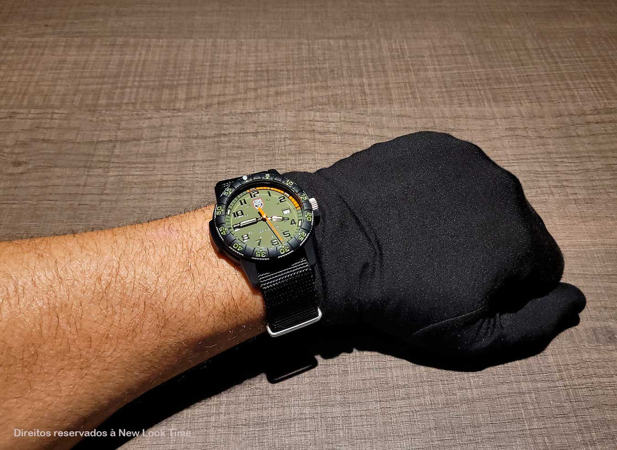 RELÓGIO LUMINOX LEATHERBACK SEA TURTLE GIANT 0337 *44mm *Swiss Made