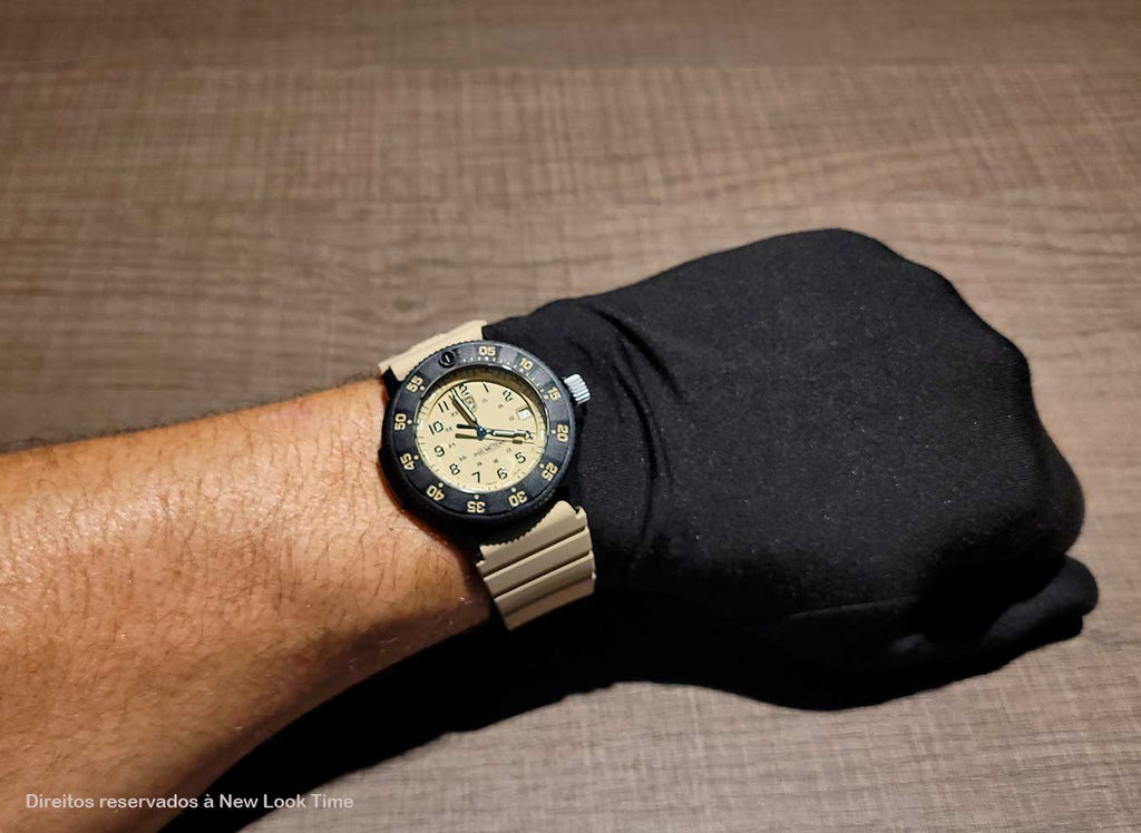 RELÓGIO LUMINOX NAVY SEAL EVO 3010.EVO.S *Safira *43mm *Swiss Made