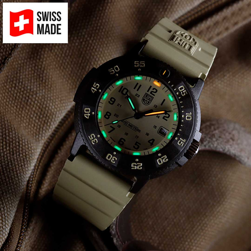 RELÓGIO LUMINOX NAVY SEAL EVO 3010.EVO.S *Safira *43mm *Swiss Made