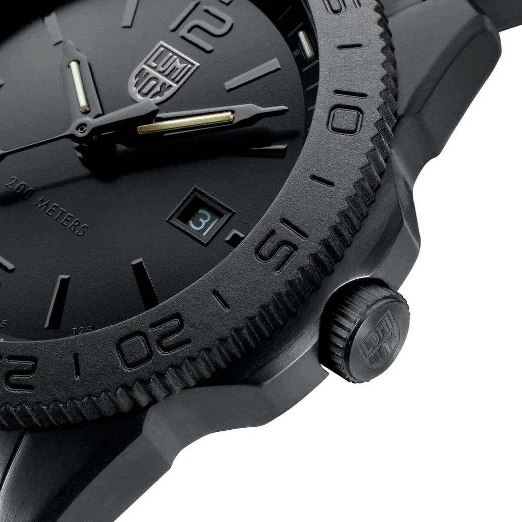 RELÓGIO LUMINOX PACIFIC DIVER 3121 BLACKOUT *Safira *44mm *Swiss Made