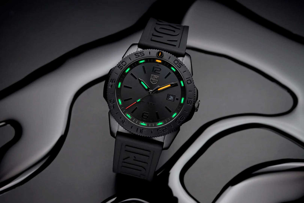 RELÓGIO LUMINOX PACIFIC DIVER 3121 BLACKOUT *Safira *44mm *Swiss Made