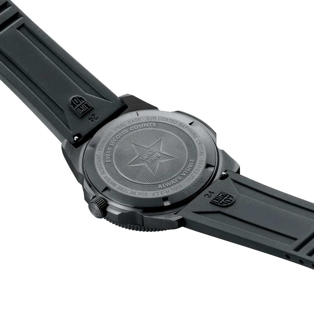 RELÓGIO LUMINOX PACIFIC DIVER XS.3135.B *Safira *44mm *Swiss Made