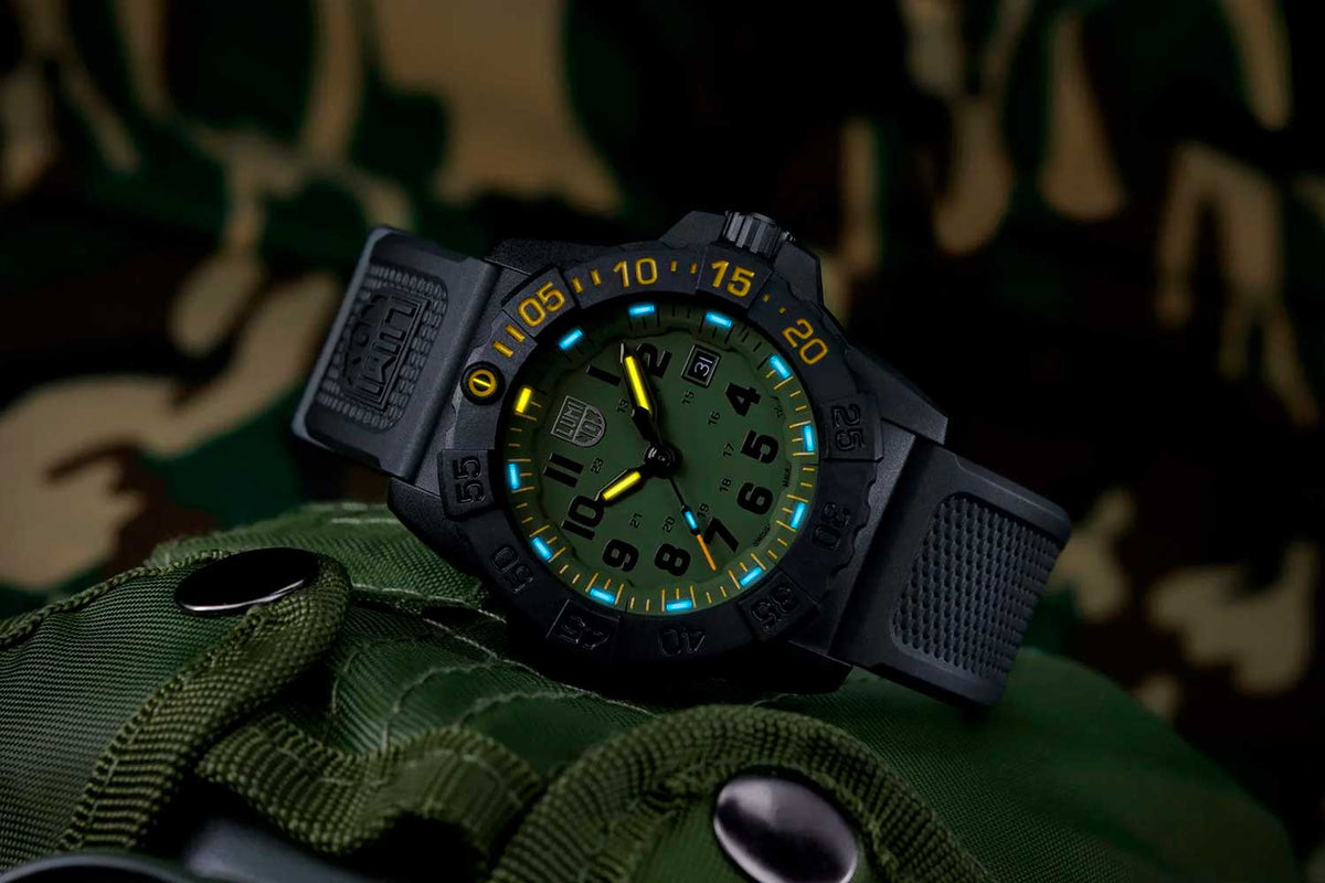 RELÓGIO LUMINOX NAVY SEAL FOUNDATION 3517.NSF.SET *45MM *Kit 2 pulseiras