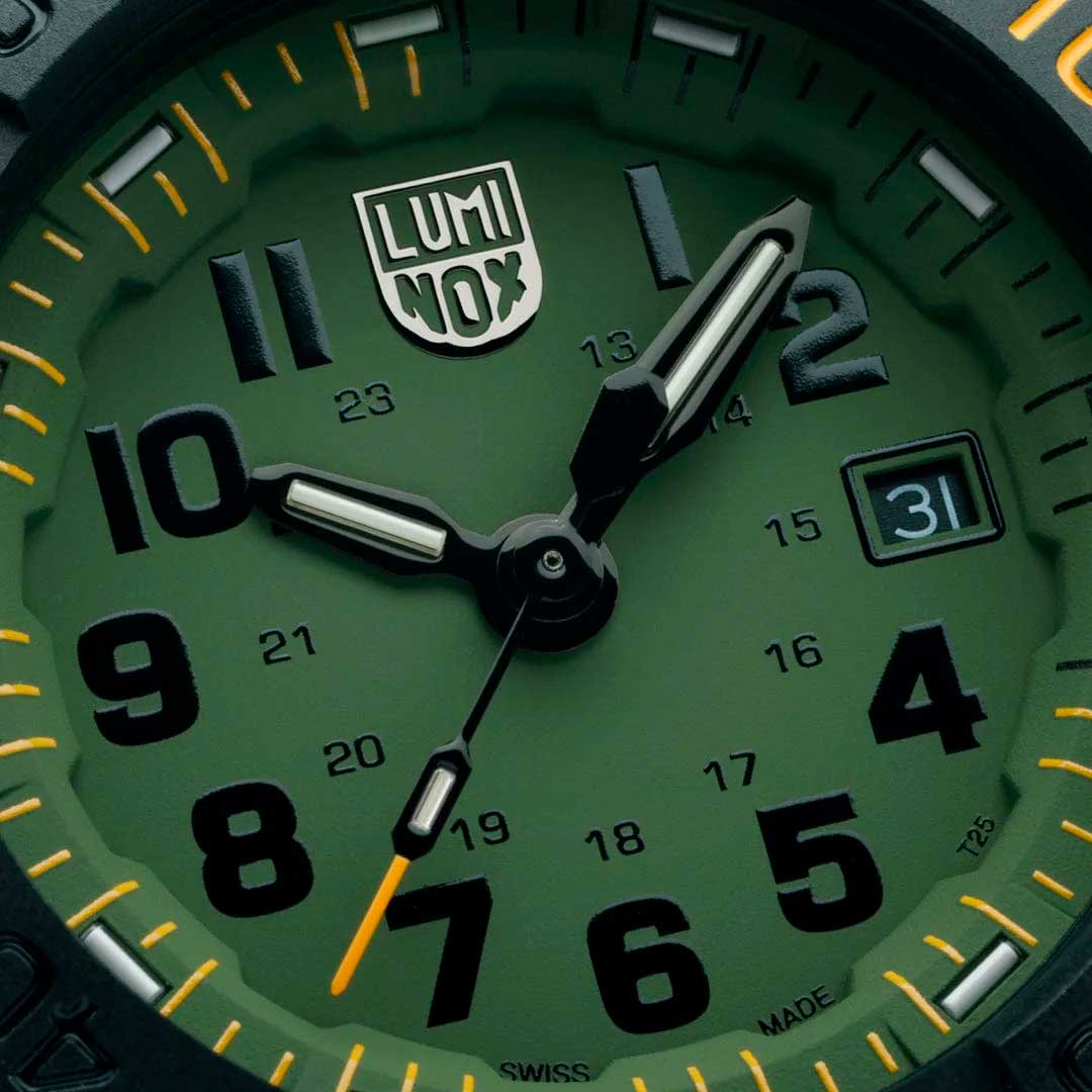 RELÓGIO LUMINOX NAVY SEAL FOUNDATION 3517.NSF.SET *45MM *Kit 2 pulseiras