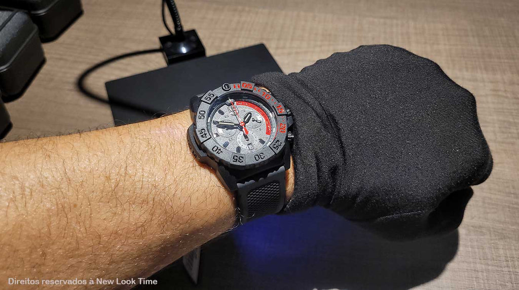 RELÓGIO LUMINOX NAVY SEAL CHRONOGRAPH 3581.EY *45mm *Swiss Made
