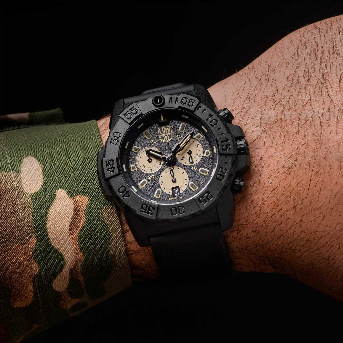 RELÓGIO LUMINOX NAVY SEAL CHRONOGRAPH XS.3587 *45mm *Swiss Made