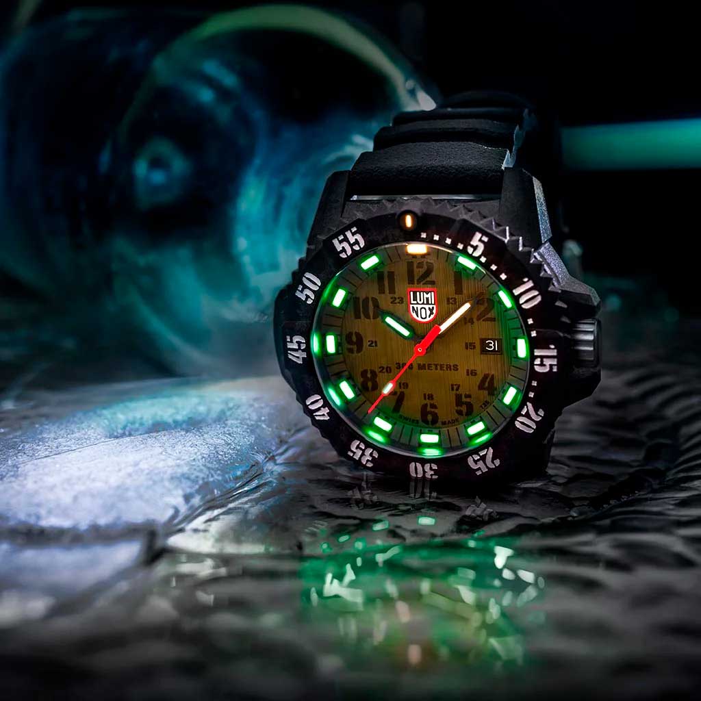 RELÓGIO LUMINOX MASTER CARBON SEAL 3813 *Safira *46 MM *Swiss Made