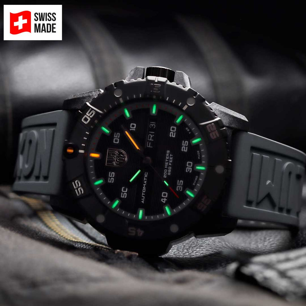 RELÓGIO LUMINOX AUTOMÁTICO MASTER CARBON SEAL 3862 *Safira *45 MM *Swiss Made