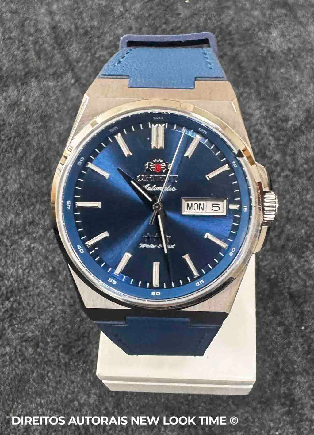 Relógio ORIENT Automático 3 Estrelas Elegance YN6SC020 D1DX *38mm