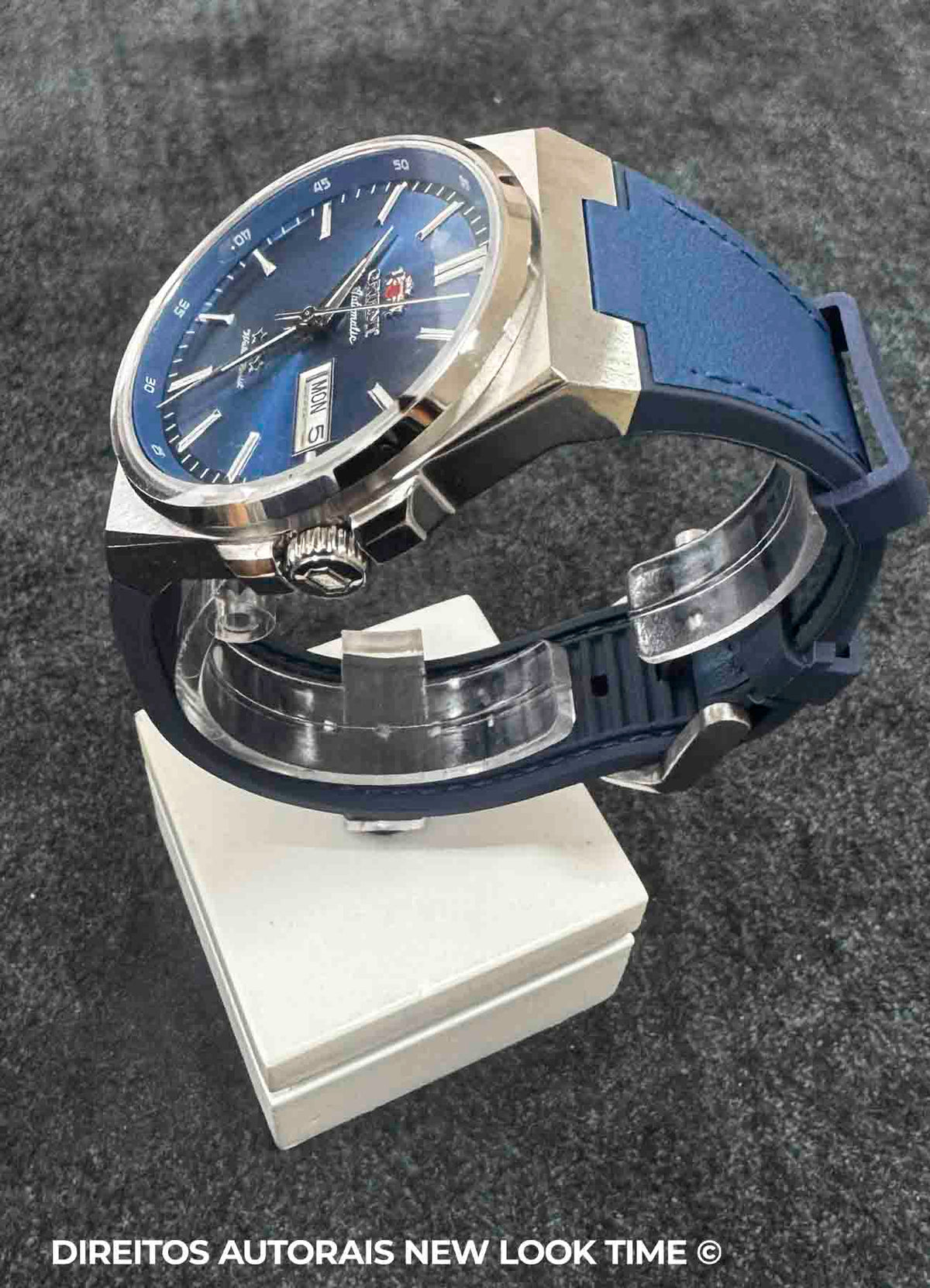 Relógio ORIENT Automático 3 Estrelas Elegance YN6SC020 D1DX *38mm